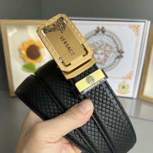 Versace 자동 버클 가죽 벨트