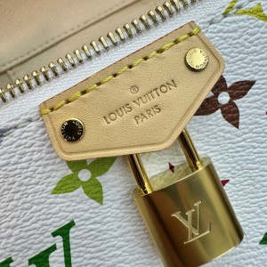 LOUIS VUITTON 화이트 숄더백